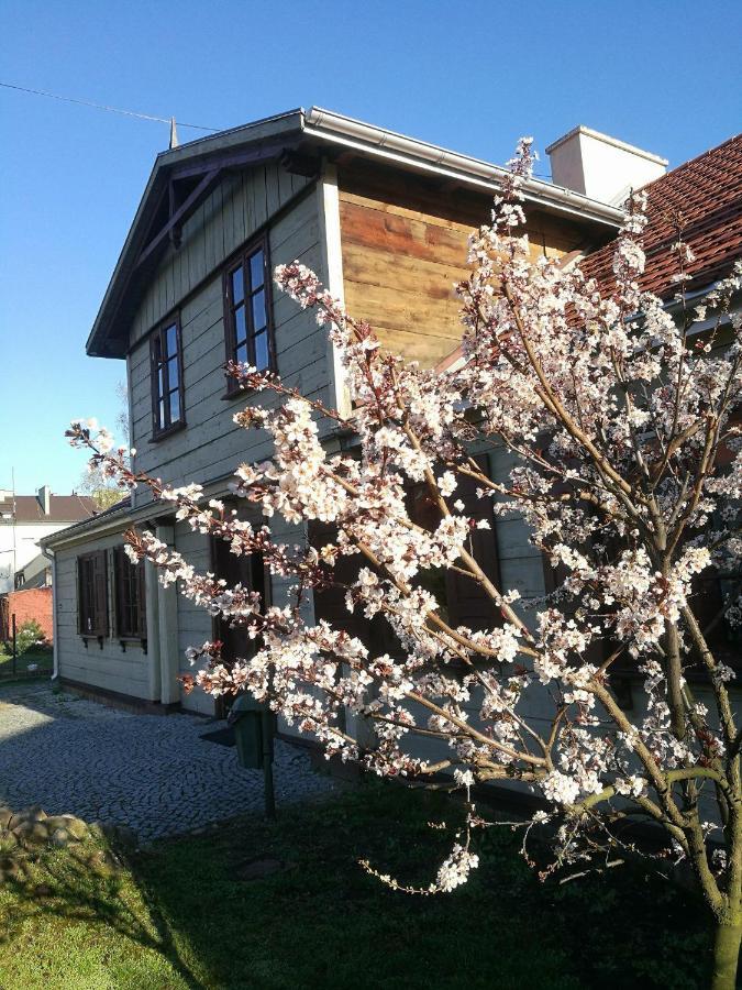 Gosciniec Folkier Zgierz Exterior foto